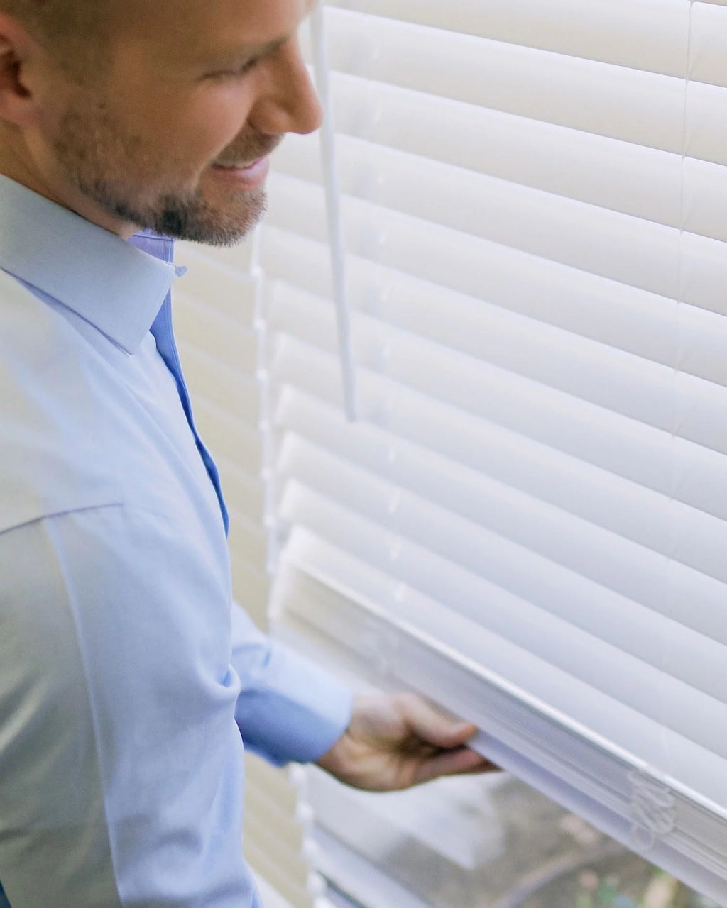 2" Cordless Faux Wood Blinds H4109