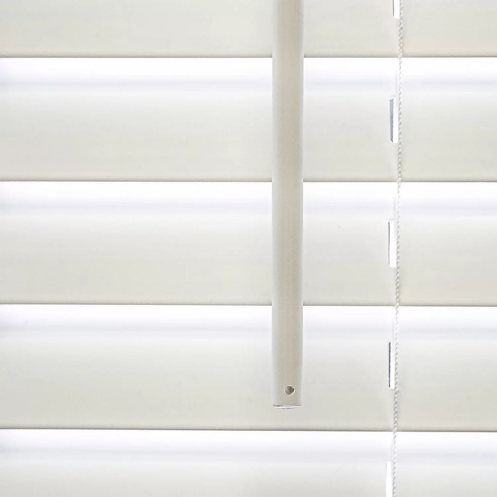 2" Cordless Faux Wood Blinds H4109
