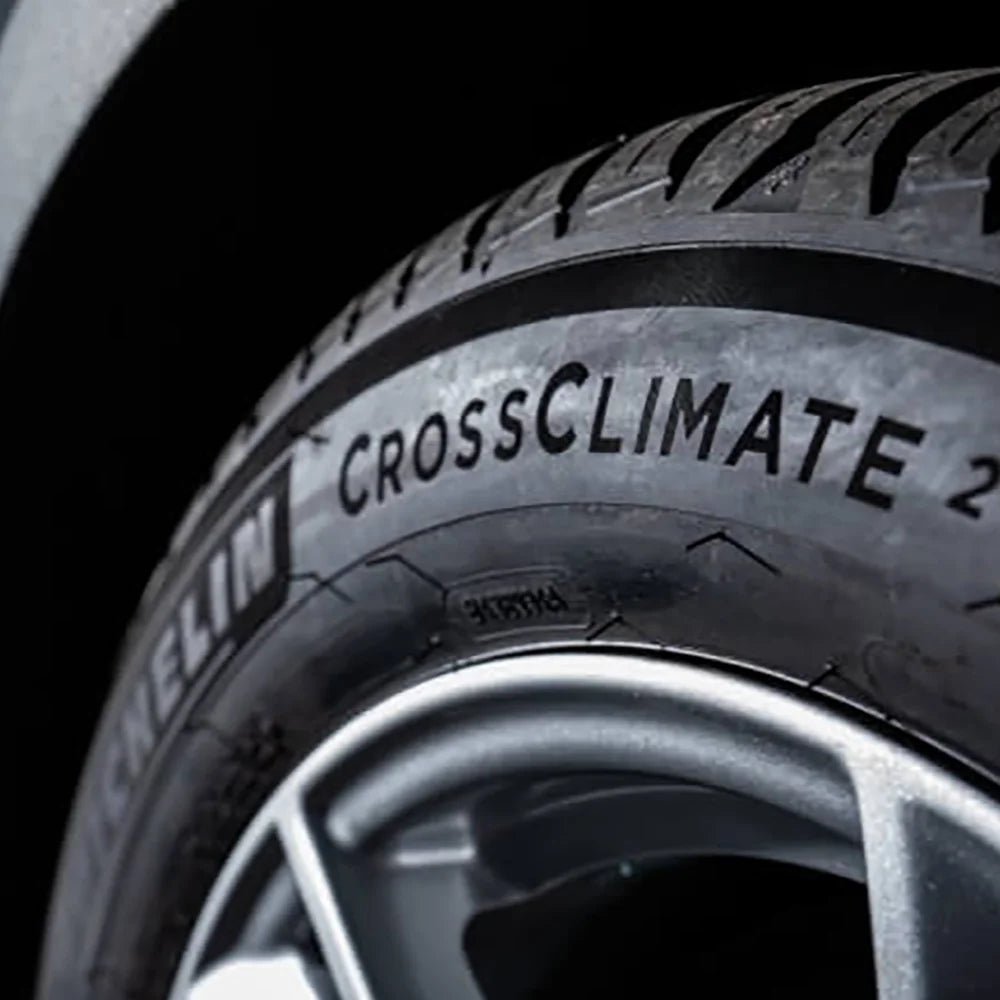 All-Season 225/65R17 102H Tire Q94090