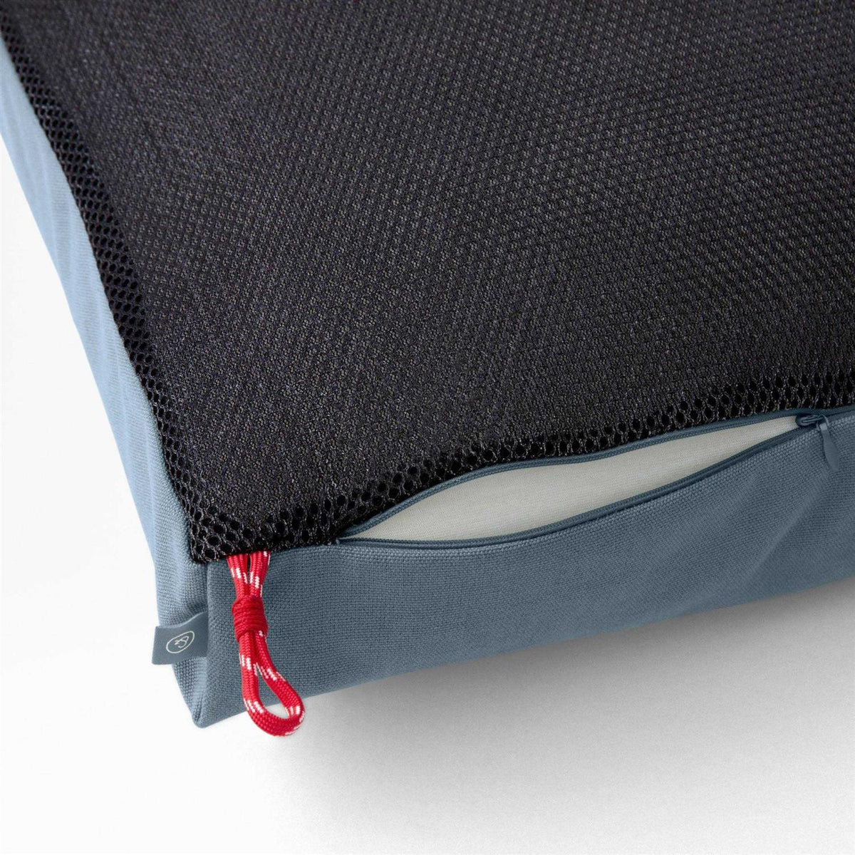 Tuft Needle Dog Bed T28105