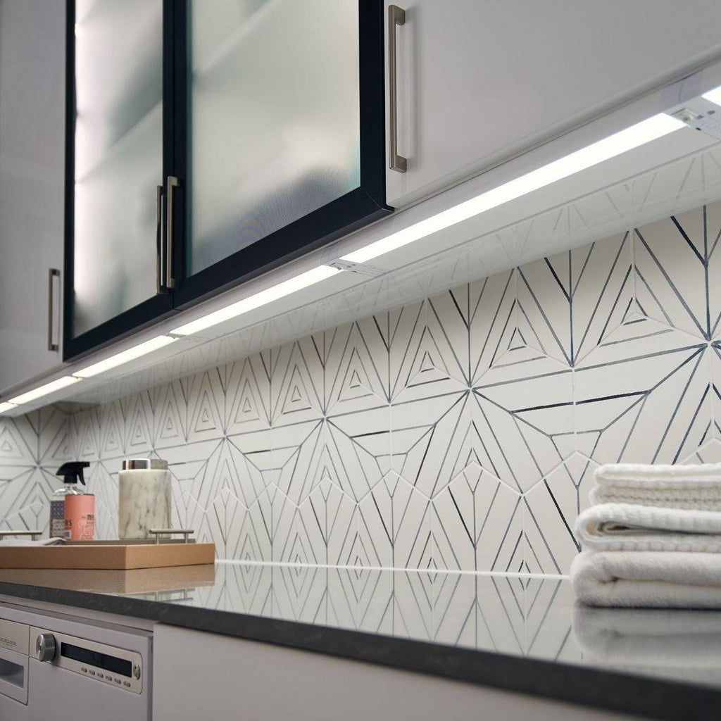 22 inch LED Under Cabinet P4138