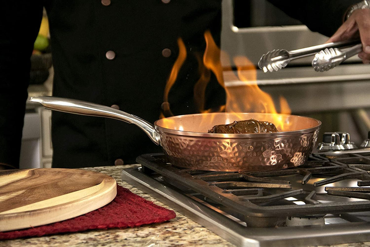 10 Nonstick Fry Pan with Lid J9070