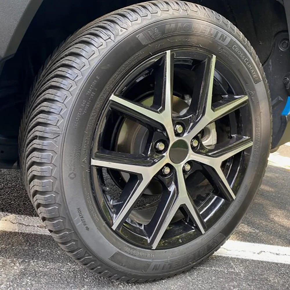 All-Season 225/65R17 102H Tire Q94090