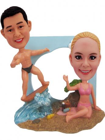 Beach Surf Couple J6141