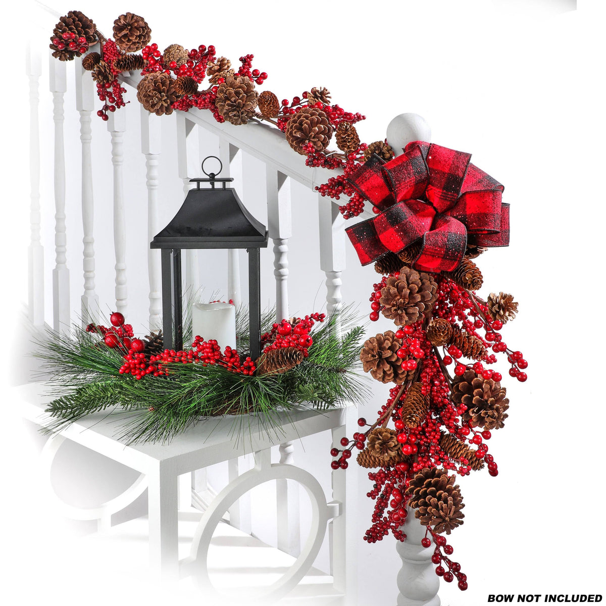 Berry Pine LED Candle Lantern C508