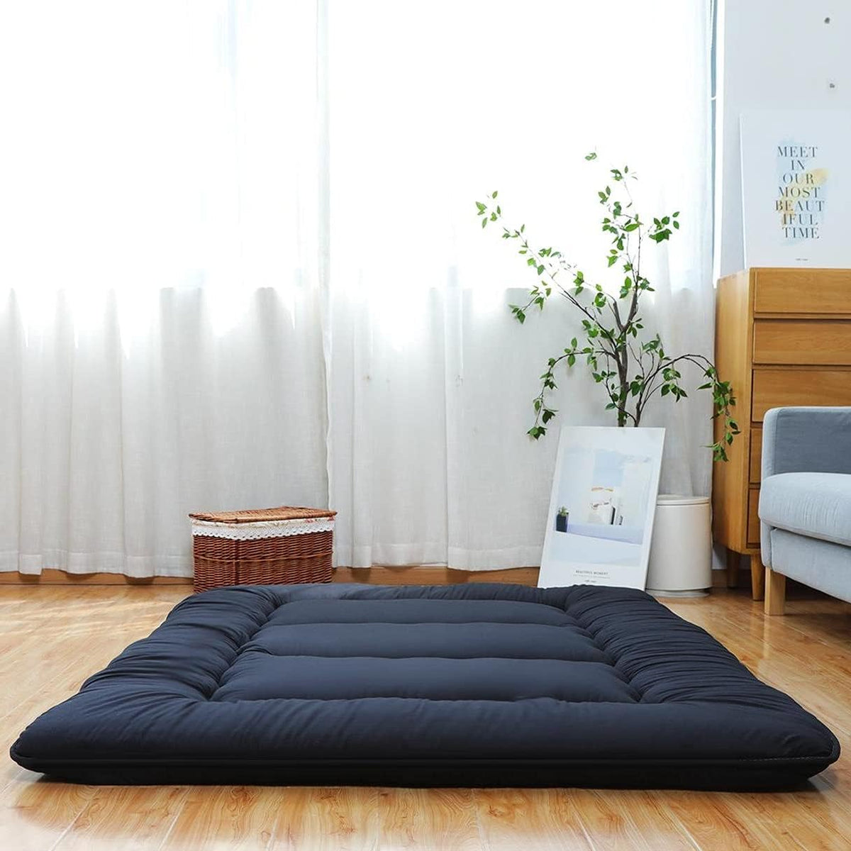 Japanese Floor Mattress Foldable Roll Up Tatami Mat with Washable Cover P547