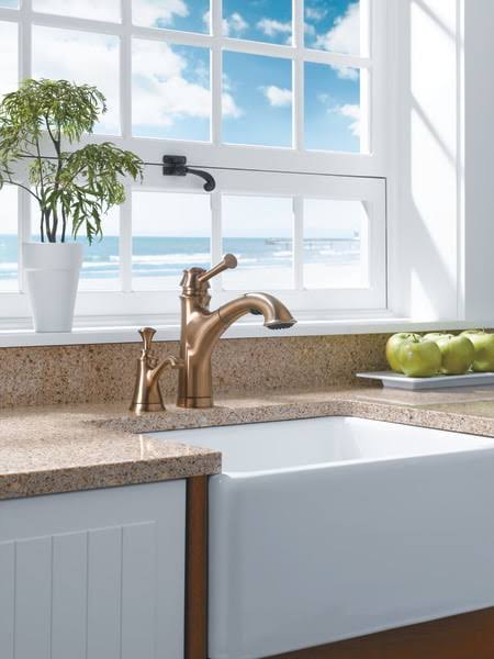 Brushed Bronze Single Handle Pull Out Kitchen Faucet O499