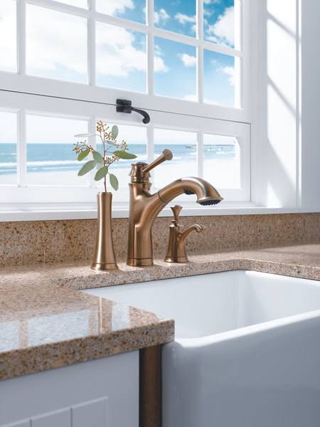 Brushed Bronze Single Handle Pull Out Kitchen Faucet O499