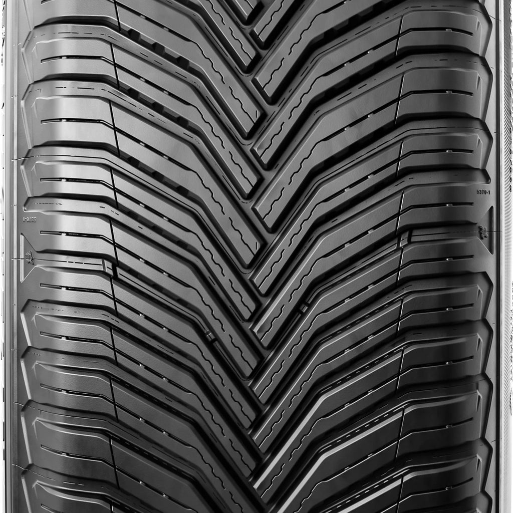 All-Season 225/65R17 102H Tire Q94090