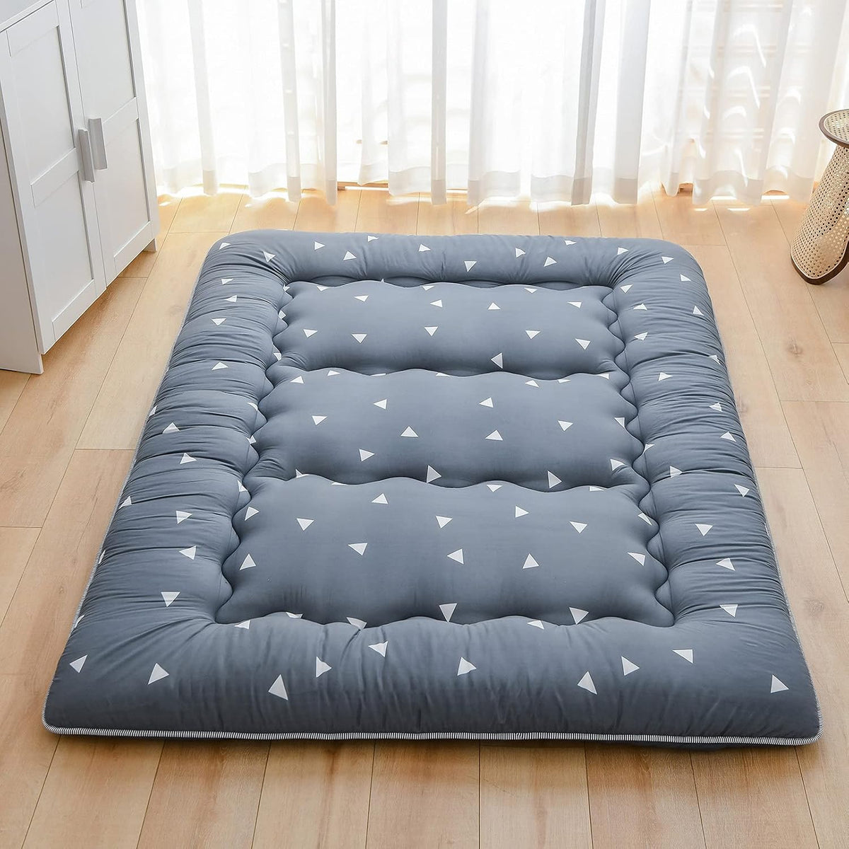 Japanese Floor Mattress Foldable Roll Up Tatami Mat with Washable Cover P547