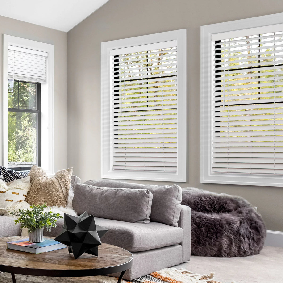 2" Cordless Faux Wood Blinds H4109