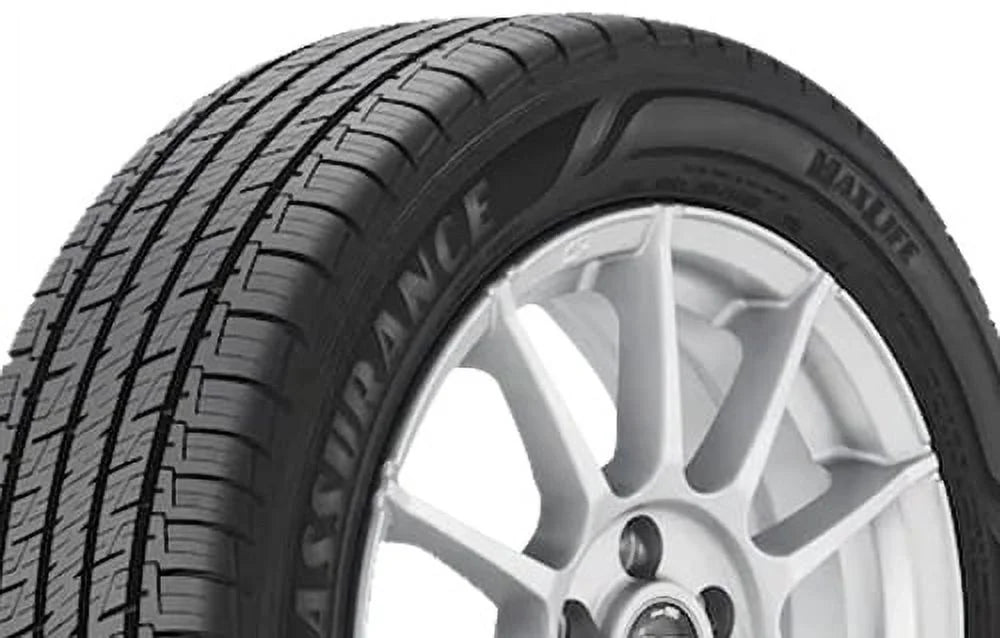 All-Season Tire P813829